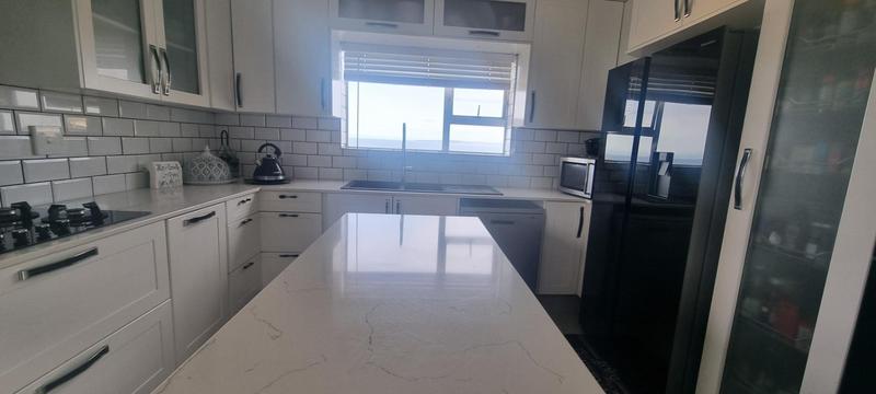 4 Bedroom Property for Sale in Dana Bay Western Cape